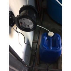 Bomba dosadora de cloro 1,5 l/h V1.5 - P4,0 - 220 V Injetronic Bomba dosadora de cloro 1,5 l/h V1.5 - P4,0 - 220 V Injetronic