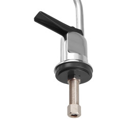 Torneira metálica de bancada com faucet para mangueira 1/4" Torneira metálica de bancada com faucet para mangueira 1/4"